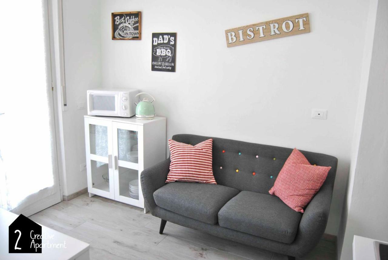 Creative Apartment Dro Bagian luar foto